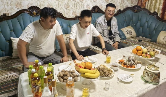 新疆管理中心開展古爾邦節(jié)員工慰問活動(dòng)
