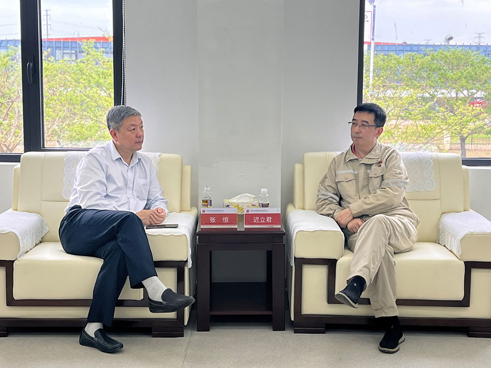 張恒董事長(zhǎng)到大唐海口天然氣發(fā)電一期工程項(xiàng)目監(jiān)理部調(diào)研慰問