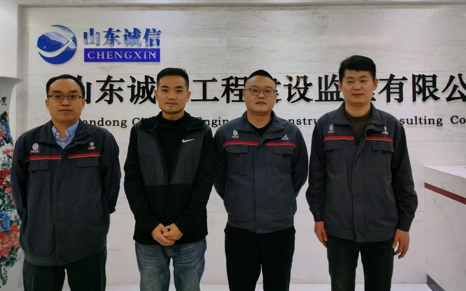 2024年優(yōu)秀銷售——市場發(fā)展一部銷售團(tuán)隊(duì) 鞏方鳴、張令東、喬桂松、李功川